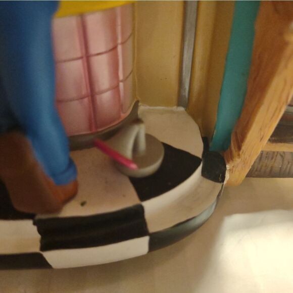 👍 Vintage Mickey Mouse Club Snow Globe Read. C5 - Picture 9 of 9